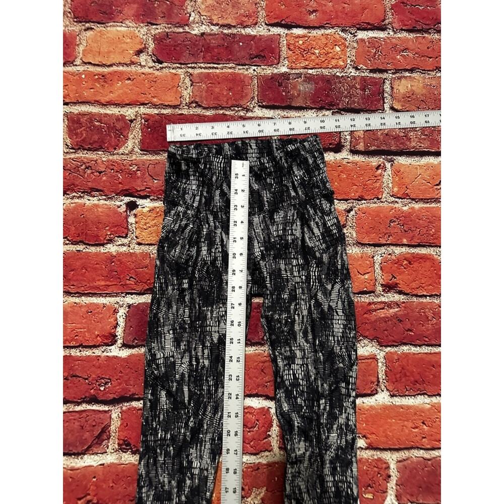Lululemon leggings size 0 - Picture 4 of 7